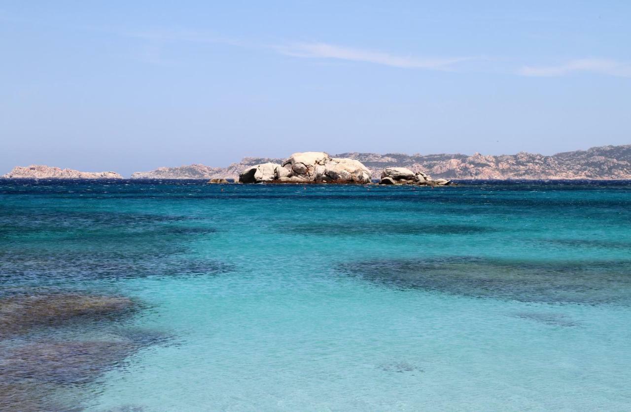 Calipso Lejlighed Santa Teresa Gallura Eksteriør billede